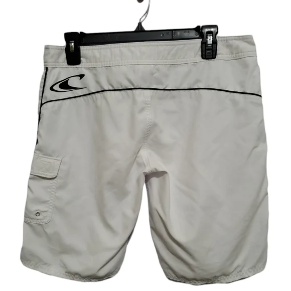 O'Neil Board/Swim White Shorts Size 9 - Picture 3 of 11